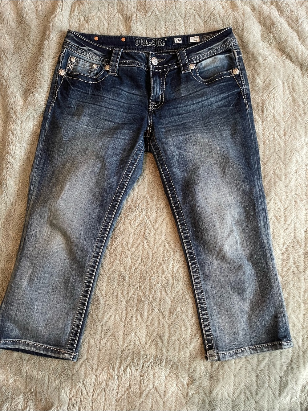 Women’s Miss Me Capris Size 29!
